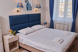 Де-Люкс с кроватью размера "king-size" или двумя односпальными, Гостиница Zbest Hotels Айсберг Саратов, Саратов