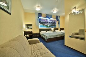 Семейный четырехместный эконом / Family economy room QDPL, Отель HELIOPARK Cruise Penza, Пенза