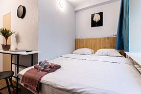 20. Улучшенный двухместный номер с собственной ванной комнатой, Хостел M&DHost Автозаводская, Москва