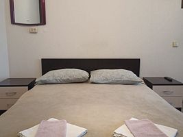 Стандартный номер с балконом КИНГ, Хостел Space Aparts and Rooms, Екатеринбург
