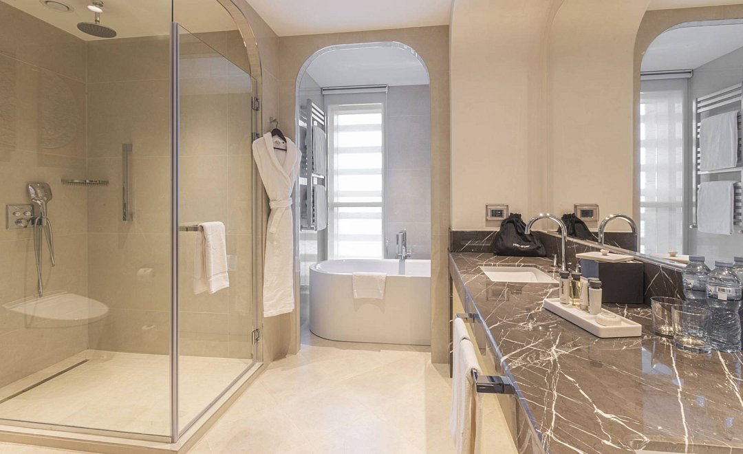 Suite 2-местный 2-комнатный (Presidential)