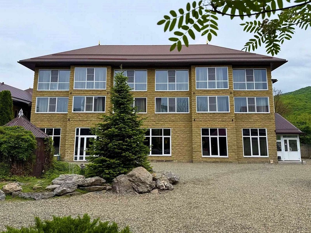 Гостиница Дом Кролика (бывший Гостевой дом Дом Кролика), Республика Адыгея, станица Даховская Каменномостский