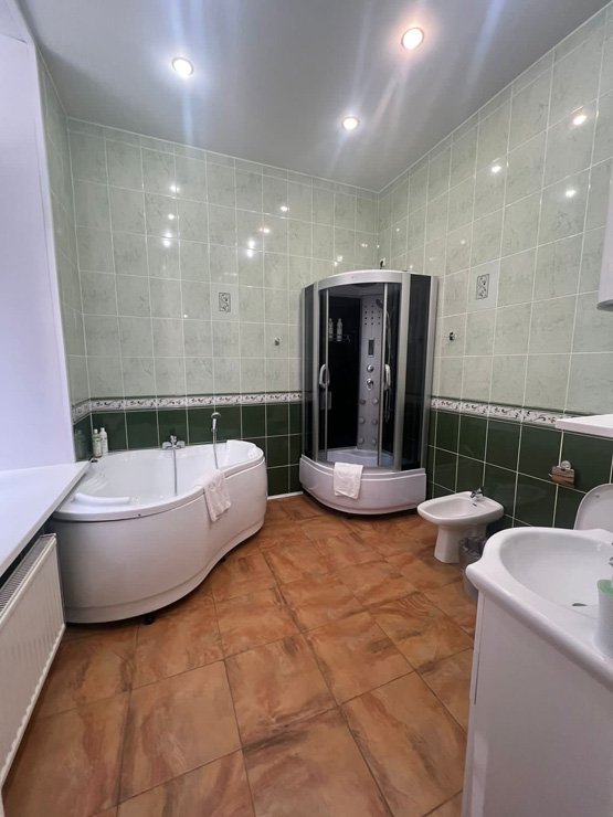 Апартаменты 9-местный 3-комнатный (с отдельным входом)