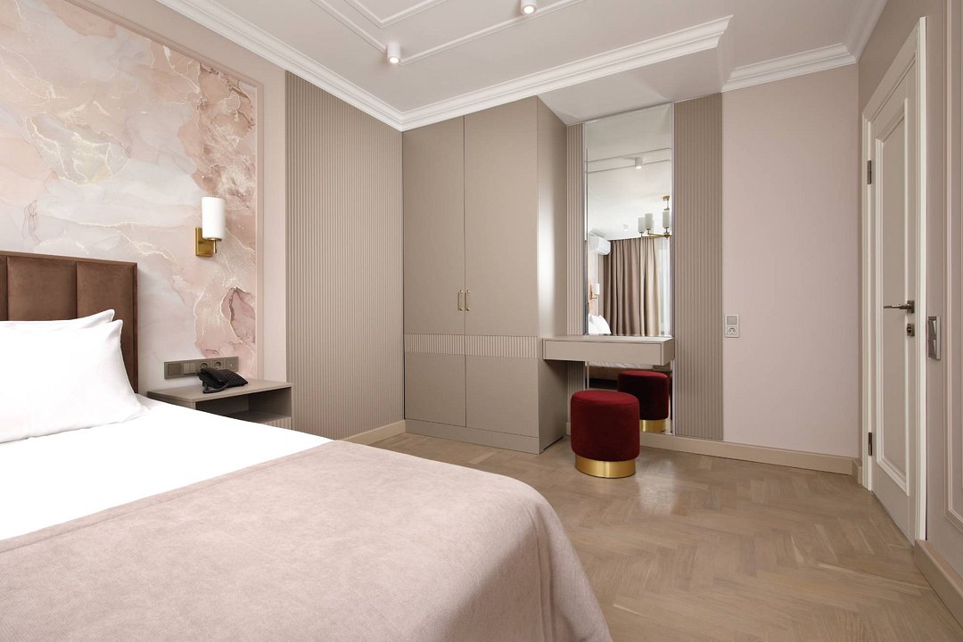 Люкс 2-местный 2-комнатный (1 категория, 1 этаж, корпус № 5)