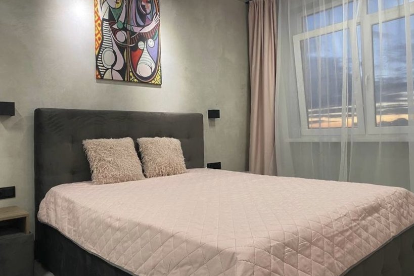 Апартаменты Пикассо — индустриальный шик с яркими акцентами, Калининград, Калининградская область