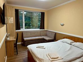 Стандарт улучшенный c двуспальной кроватью и диваном, Эко-отель Forest Relax, Всеволожск