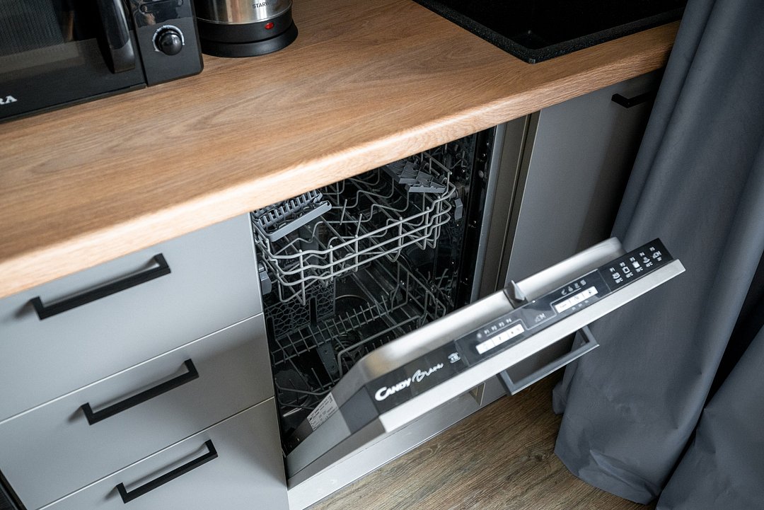 Апартаменты Улучшенный 6-местный 2-комнатный (с 2 спальнями, DBL)