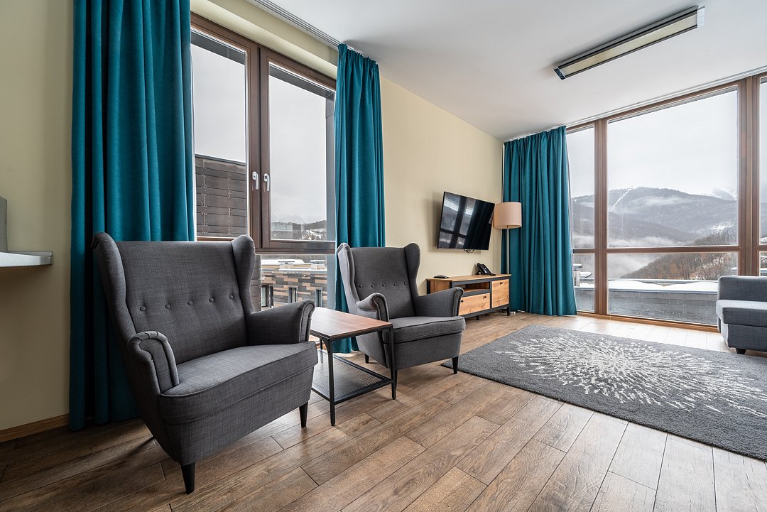 Вилла 7-местный 4-комнатный (с 3 спальнями, вид на горы)