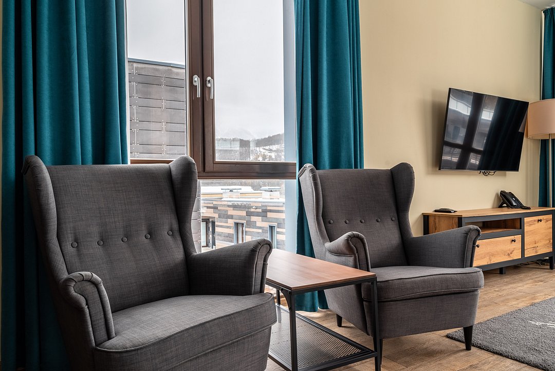 Вилла 7-местный 4-комнатный (с 3 спальнями, вид на горы)