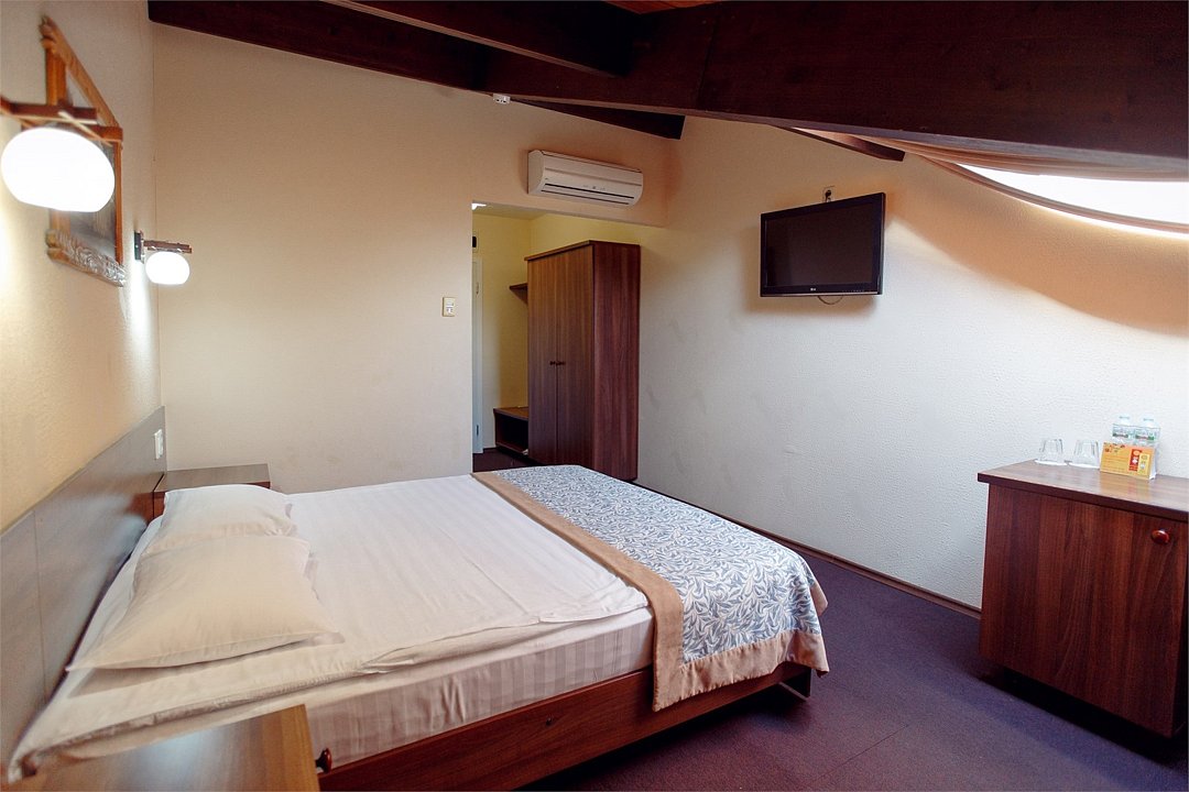 Стандартный 2-местный (DBL мансардный)