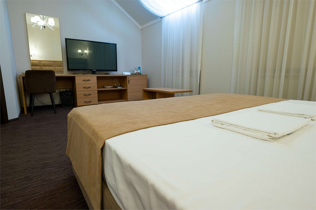 Джуниор сюит 2-местный (Люкс 1)