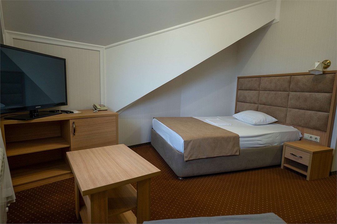 Стандартный 1-местный