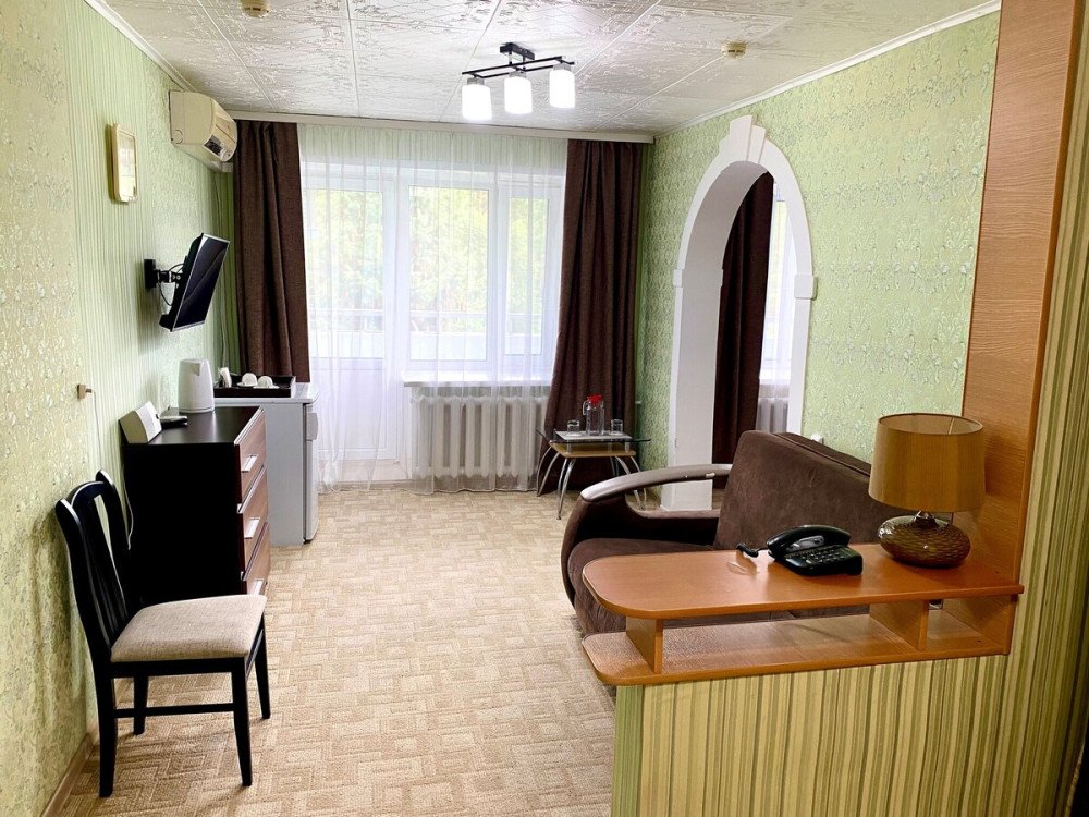 Люкс 1-местный 2-комнатный