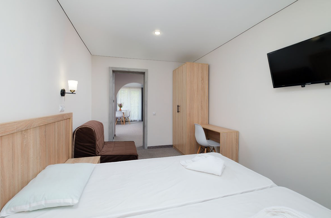 Семейный плюс 5-местный 3-комнатный (корпус 3)