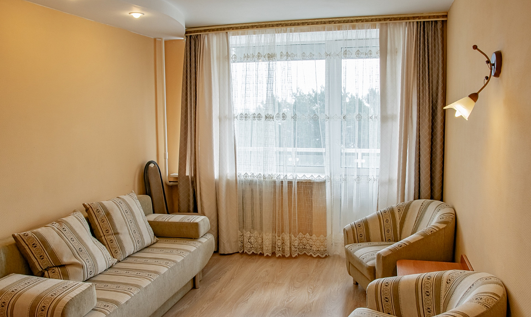 Люкс 2-местный 3-комнатный (корпус 1)