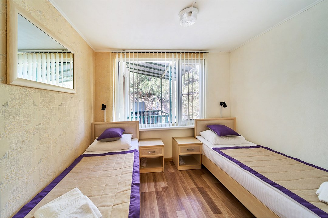 Домик гостевой 4-местный 3-комнатный