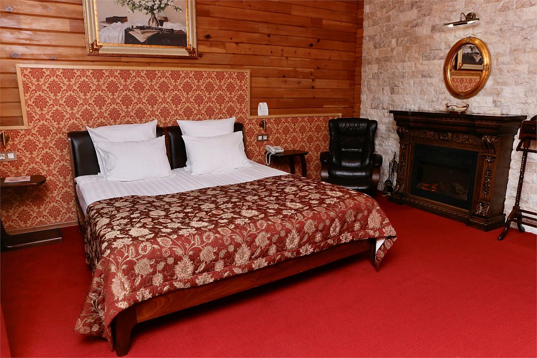 Джуниор сюит 2-местный Luxe (№16 с ванной)