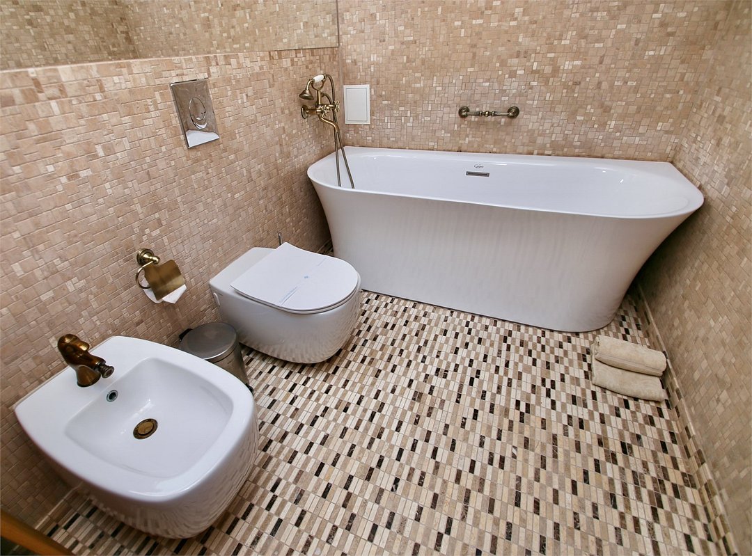 Джуниор сюит 2-местный Luxe (№16 с ванной)