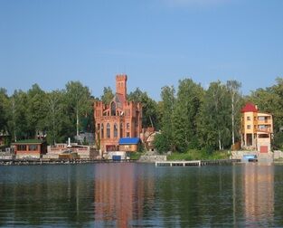 Замок на озере Увильды