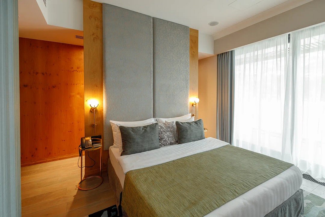 Люкс Представительский 2-местный 2-комнатный (с видом на море)