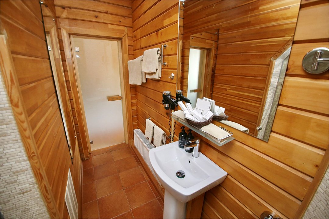 Дом Гостевой 4-местный 2-комнатный Luxe