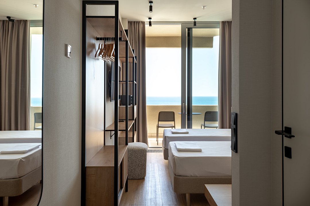 Супериор 2-местный 1-комнатный (с балконом)