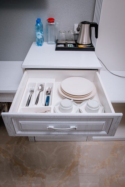 Люкс 4-местный 2-комнатный (с балконом)