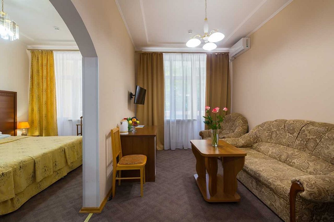 Люкс 2-местный 2-комнатный TWIN (корпус 3)