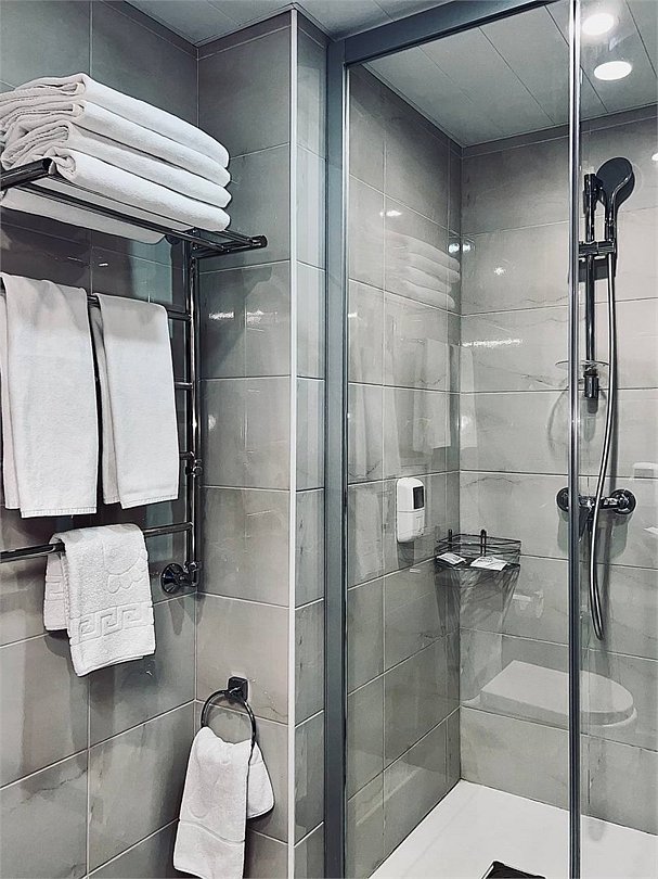 Стандартный 4-местный (односпальные кровати)