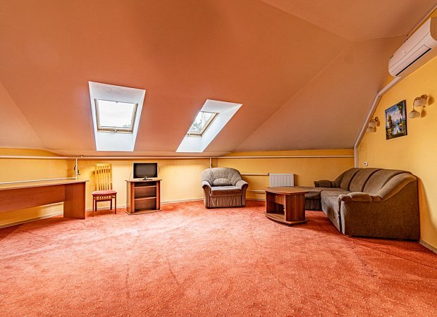 Семейный 4-местный 3-комнатный Мансарда