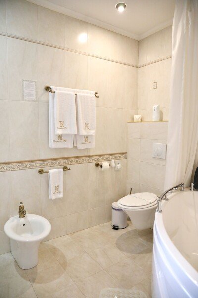 Люкс 2-местный 2-комнатный (Улучшенный)