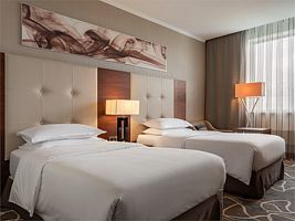 Классический номер с двумя кроватями, Отель Sheraton Skypoint  Luxe Hotel, Клинский район