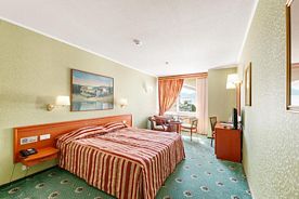 Двухместный полулюкс двуспальная кровать, Апарт-отель Old Estate Hotel and SPA, Псков