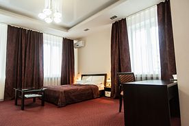 Двухместный люкс Superior с видом на город двуспальная кровать, Отель Планета СПА, Тамбов