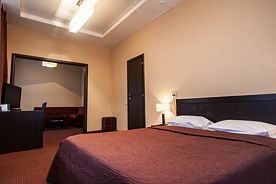 Двухместный номер Comfort с видом на город двуспальная кровать, Отель Планета СПА, Тамбов