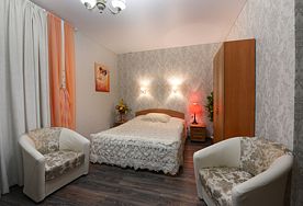 Двухместный люкс двуспальная кровать, Отель Глобус, Череповец