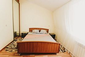 Двухместный люкс двуспальная кровать, Гостиница на Челябинском тракте, Екатеринбург