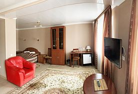Двухместный полулюкс двуспальная кровать, Гостиница Которосль, Ярославль