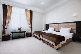 Трёхместный полулюкс, Отель Маск Пятигорск, Пятигорск