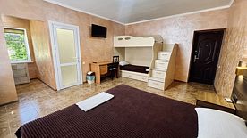 Четырёхместный номер Superior, Отель Оазис, село Береговое, Бахчисарайский район
