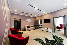 Двухместный люкс 3 room No. 503 двуспальная кровать, Отель Гостиница Надежда, Дивный