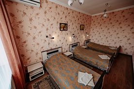 Пятиместный семейный номер Standard с 2 комнатами, Отель 858 км, Миллерово