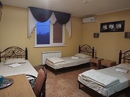 Трёхместный номер №312, Отель Садко, Кропоткин