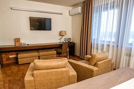 Двухместная студия VIP двуспальная кровать, Отель Никольский посад, Северодвинск