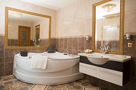 Двухместный люкс двуспальная кровать, Отель Золотая Лилия, Комсомольск-на-Амуре