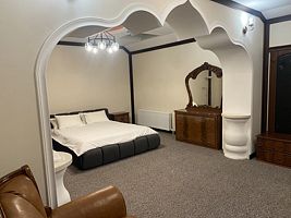 Номер Luxury с балконом, Гостиница Виктория, Тюмень