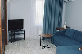 Двухместный люкс двуспальная кровать, Отель Бриг, Темрюк