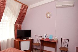 Одноместный номер Standard Мансарда, Отель Колибри, Абакан