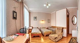 Трёхместный номер Standard с видом на город, Отель Крым, Евпатория