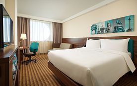 Двухместный номер с диваном двуспальная кровать, Отель Hampton by Hilton Saint Petersburg ExpoForum, Санкт-Петербург